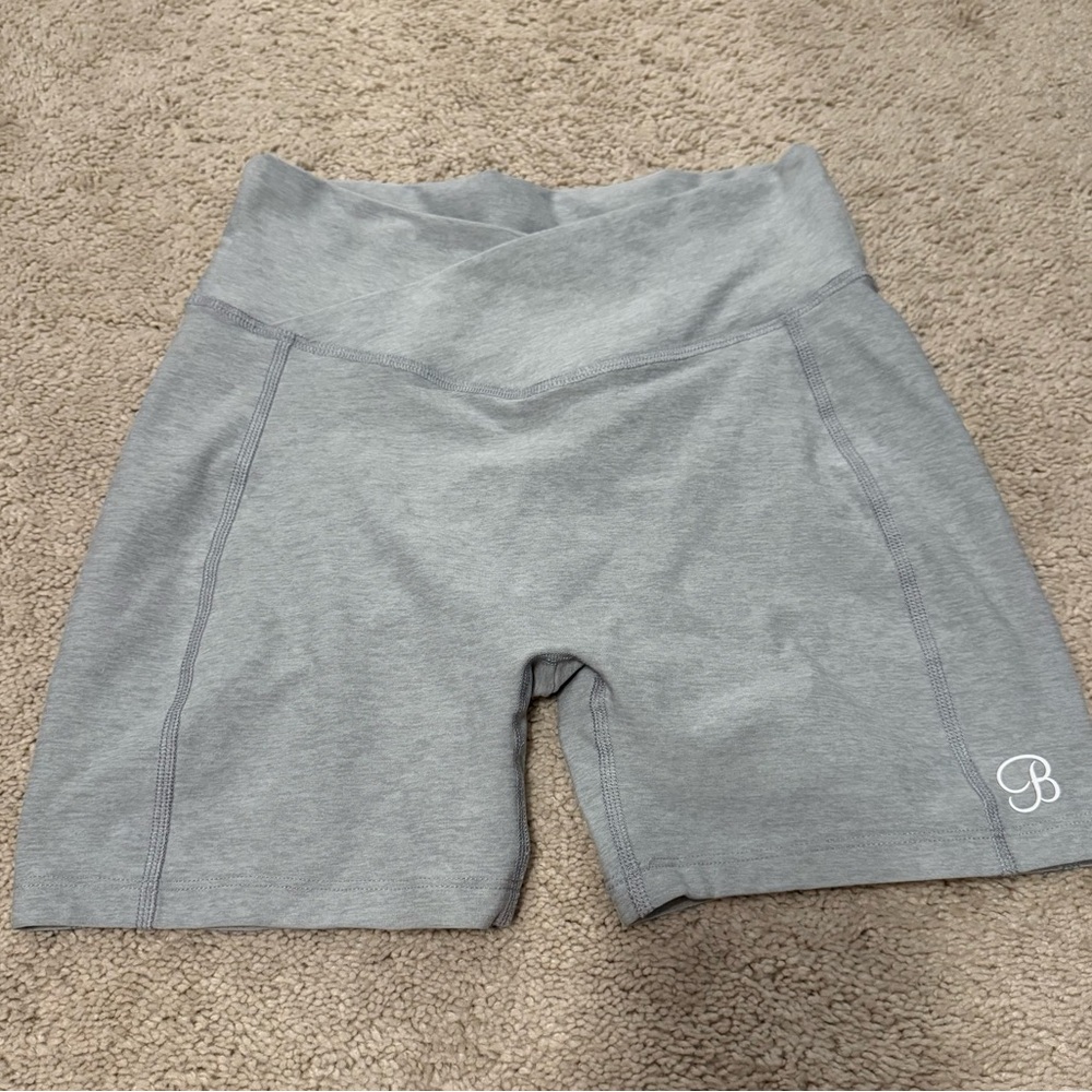 Bombshell shorts!  Cross listed on Mercari bc my prices are lower!  Price firm